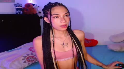 Snapshot of nathaliapaz_ chatting on 05.16.26 naty online show from 05.16.26