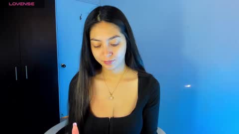 Nathalie online show from 12.22.24