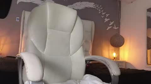 nathaly_blue online show from 12.17.24