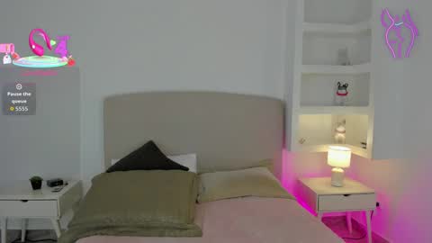 NATHALY  online show from 09.21.25