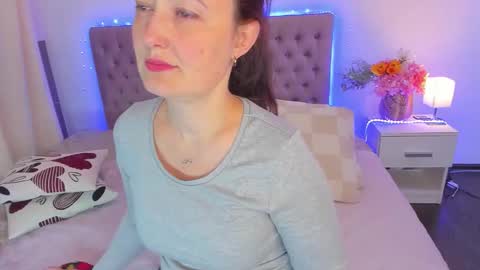 NathalyStars online show from 04.14.26