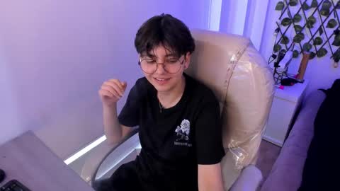 nathalyy_ds online show from 09.15.25