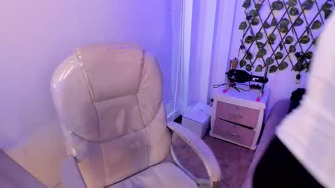 nathalyy_ds online show from 09.20.25