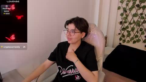 nathalyy_ds online show from 10.23.25