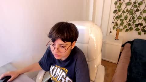 nathalyy_ds online show from 11.12.25