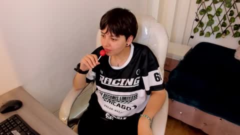 nathalyy_ds online show from 11.18.25