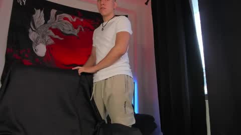 Snapshot of nathan_blake_ chatting on 05.06.26 Nathan online show from 05.06.26