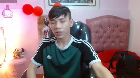 Snapshot of nathanclay chatting on 09.23.25 nathanclay online show from 09.23.25