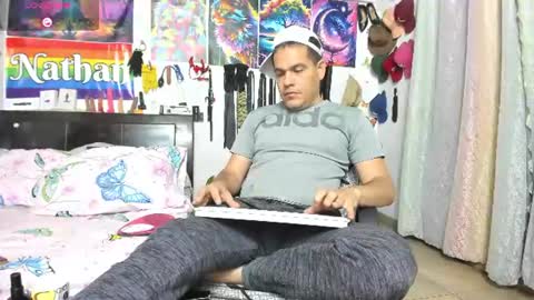 Snapshot of nathannathaniel chatting on 06.25.26 nathan nathaniel online show from 06.25.26
