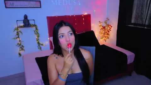 Snapshot of nathi_medusa chatting on 10.20.25 nathi_medusa online show from 10.20.25