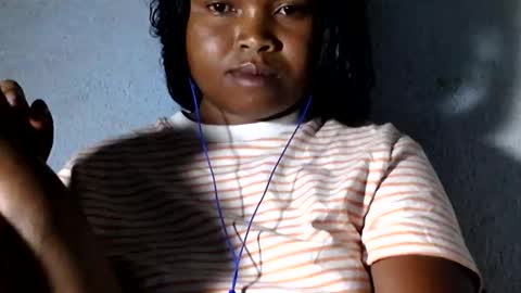 Snapshot of nathy02 chatting on 09.18.25 Nathy online show from 09.18.25