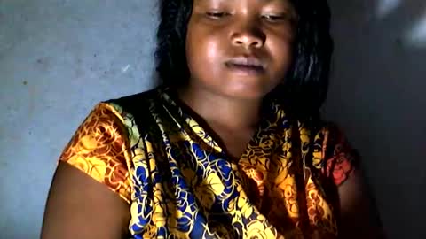 Snapshot of nathy02 chatting on 10.22.25 Nathy online show from 10.22.25