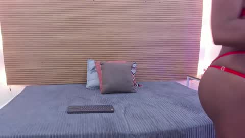 Snapshot of nathy_ross chatting on 02.19.25 nathy_ross online show from 02.19.25