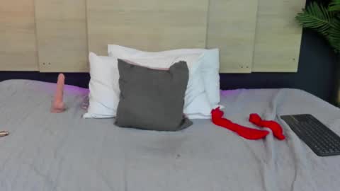 Snapshot of nathy_ross chatting on 02.27.25 nathy_ross online show from 02.27.25