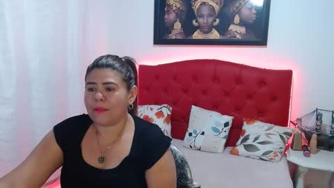 Snapshot of nathy_voyeur chatting on 01.25.25 nathy_voyeur online show from 01.25.25