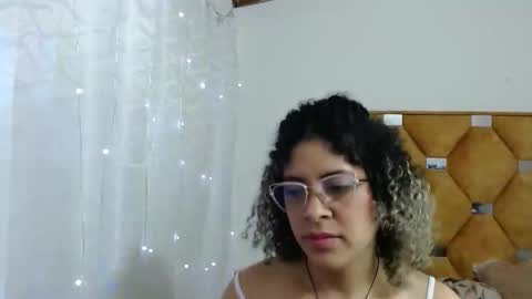 Snapshot of nathy_voyeur chatting on 03.17.26 nathy_voyeur online show from 03.17.26