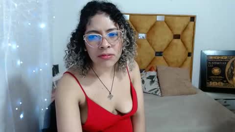 Snapshot of nathy_voyeur chatting on 03.19.26 nathy_voyeur online show from 03.19.26