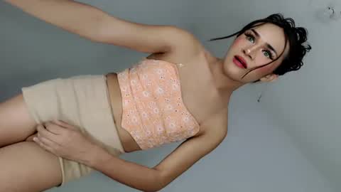 Snapshot of nattayah chatting on 06.22.26 Nathalie smith online show from 06.22.26