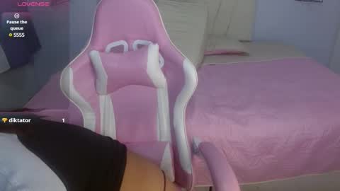 Snapshot of nattysexxy_ chatting on 03.07.25 natty online show from 03.07.25