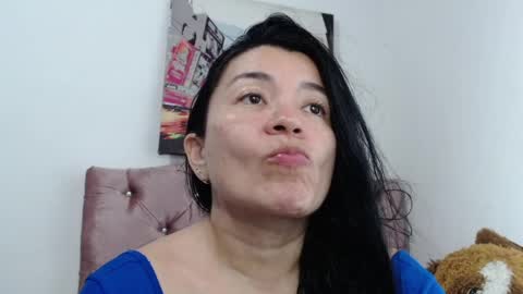 Snapshot of naturally_mature chatting on 05.07.26 Sammy online show from 05.07.26