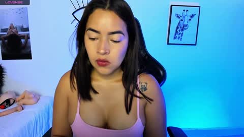Snapshot of naty_07 chatting on 02.03.25 Natalia online show from 02.03.25