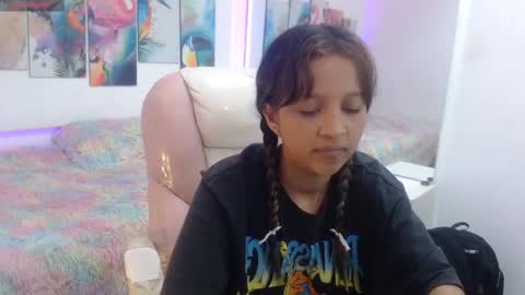 Snapshot of naty_18_ chatting on 03.26.26 naty online show from 03.26.26
