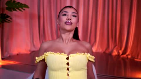 Naty online show from 04.08.26