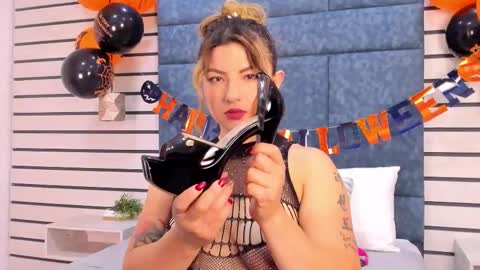 Naty  online show from 10.23.25