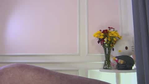 Snapshot of natysnow chatting on 09.18.25 IG nattichips online show from 09.18.25