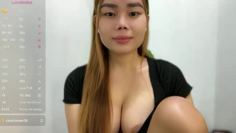 Snapshot of natzumiee_ chatting on 03.01.26 Shuvee Keiko Half Japanese Half Pinay online show from 03.01.26