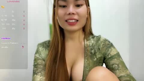 Snapshot of natzumiee_ chatting on 03.16.26 Shuvee Keiko Half Japanese Half Pinay online show from 03.16.26