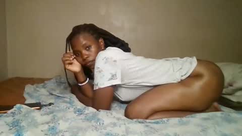 naughtiecouple_ online show from 02.25.26