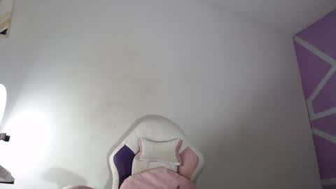Snapshot of naughty69hottie chatting on 03.23.26 Leina modelo independiente online show from 03.23.26