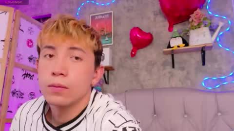 Christopher  Chris online show from 02.16.26