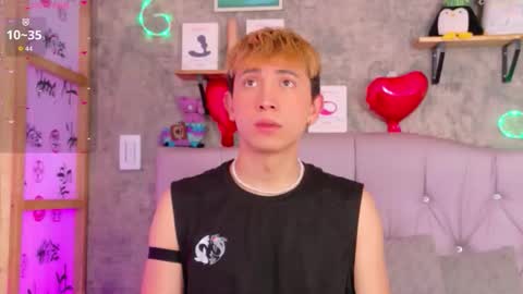 Christopher  Chris online show from 02.20.26