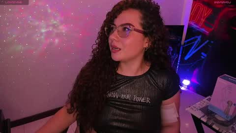 Snapshot of naughty_butt chatting on 05.16.26 Megan online show from 05.16.26