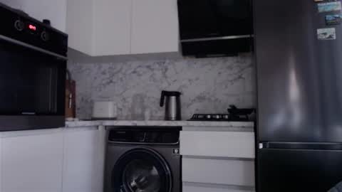 Chris Carrie online show from 10.09.25