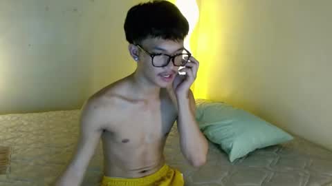 Snapshot of naughty_cy chatting on 08.06.26 itzme cyril online show from 08.06.26