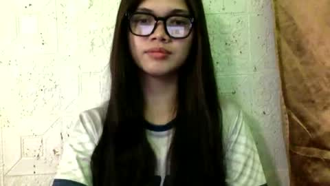 Snapshot of naughty_emmats chatting on 06.25.26 emma online show from 06.25.26