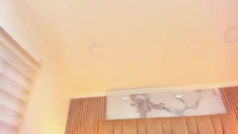 Snapshot of naughty_kittenm chatting on 05.12.26 Kitten online show from 05.12.26
