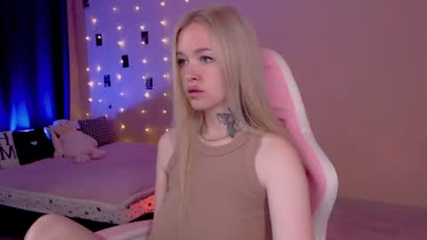Snapshot of naughty_mablee chatting on 07.04.26 Mable online show from 07.04.26