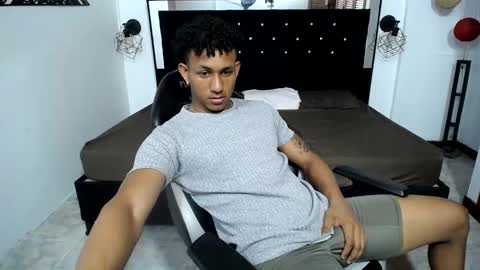 Snapshot of naughty_sebas_ chatting on 01.31.25 SEBAS online show from 01.31.25