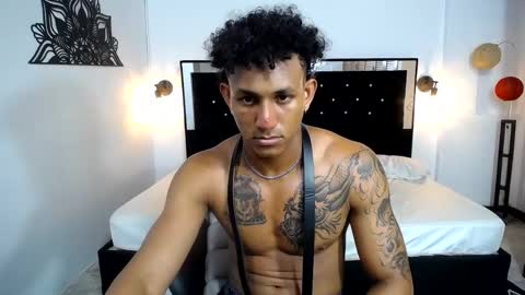 Snapshot of naughty_sebas_ chatting on 02.12.25 SEBAS online show from 02.12.25