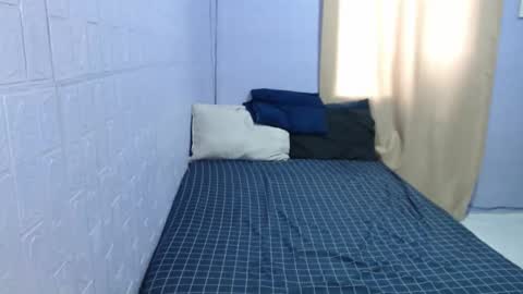 Snapshot of naughtyboytoni chatting on 11.08.25 naughtyboytoni online show from 11.08.25