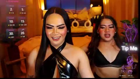 Snapshot of naughtyfridah chatting on 06.25.26 naughtyfridah online show from 06.25.26