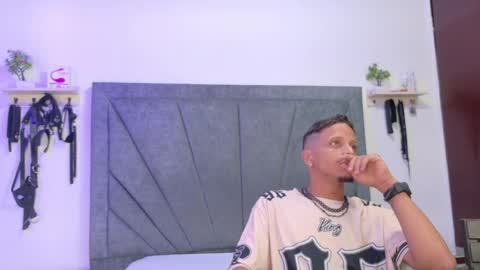 naughtyfusion_os online show from 04.09.26