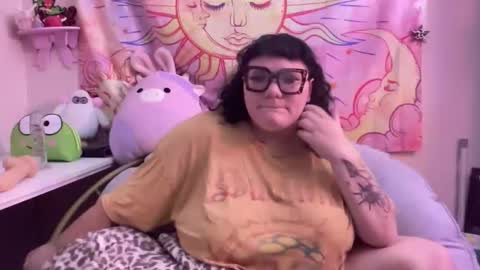 Naughty Girl online show from 12.02.25