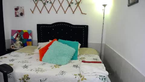 Valeria  online show from 04.13.26