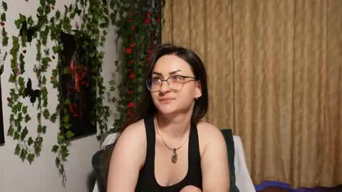 Snapshot of naughtyhomemade17 chatting on 09.27.25 Mya Alexya online show from 09.27.25