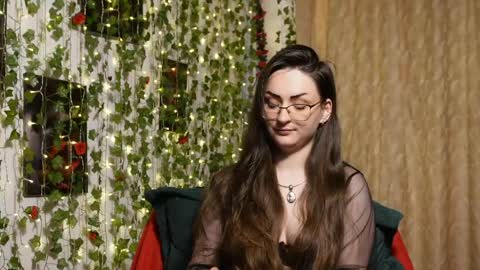 Snapshot of naughtyhomemade17 chatting on 05.08.26 Mya Alexya online show from 05.08.26